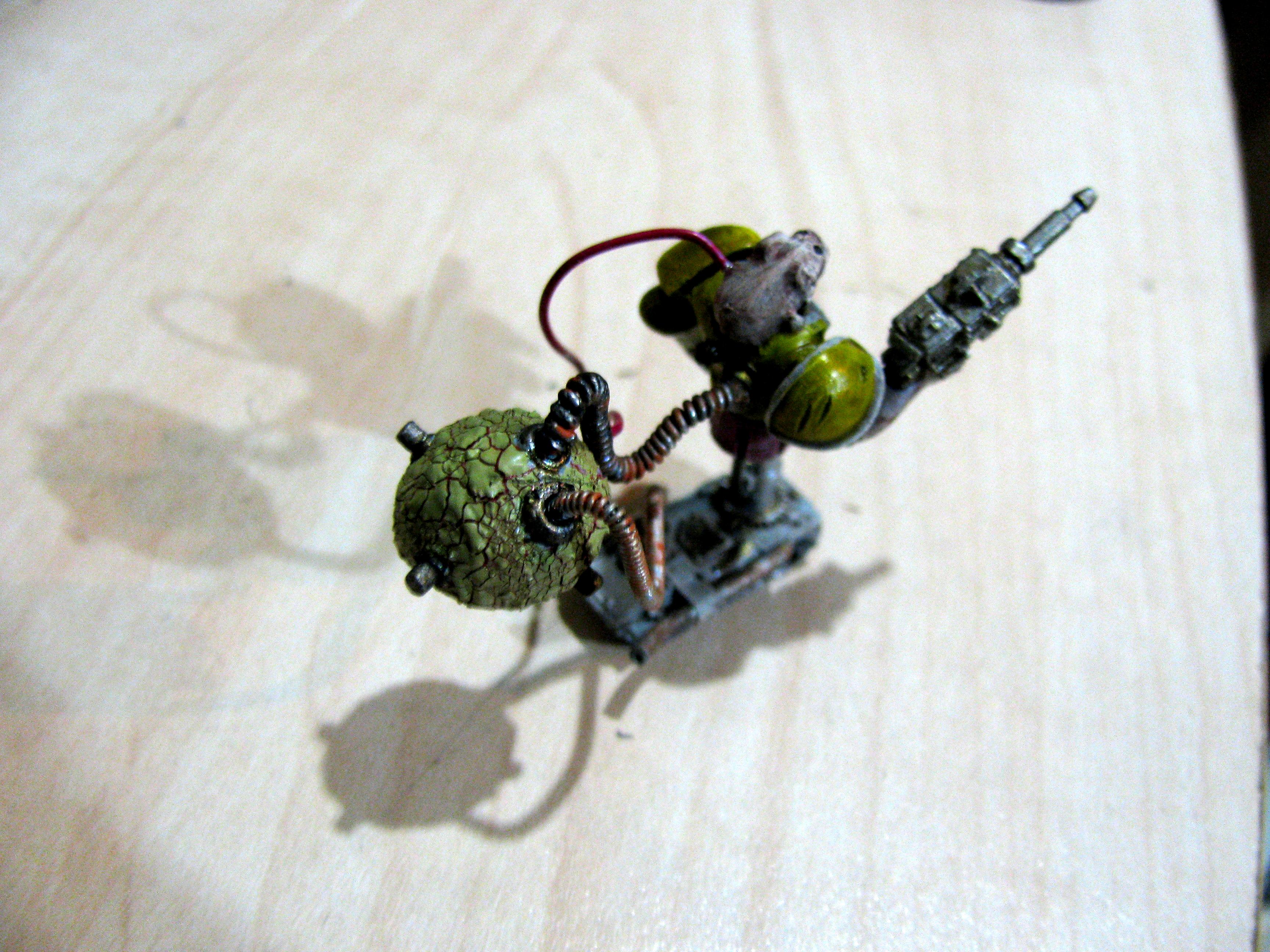 Chaos, Conversion, Crackle Paint, Warhammer 40,000 Chaos warrior